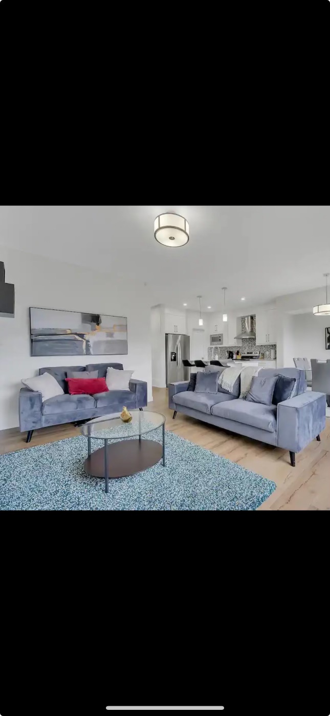 Love seat and 3 seater - free delivery