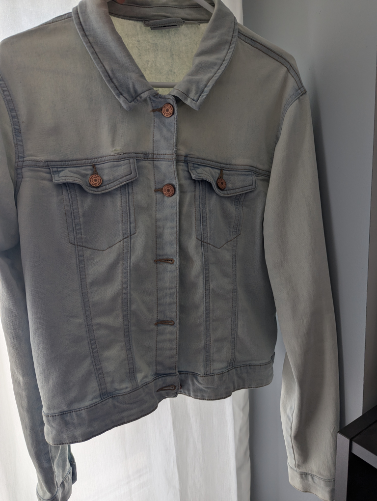 Noisy May light wash denim jacket image indicator(2)