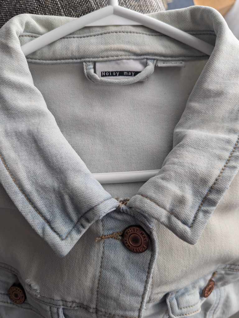 Noisy May light wash denim jacket image indicator(3)