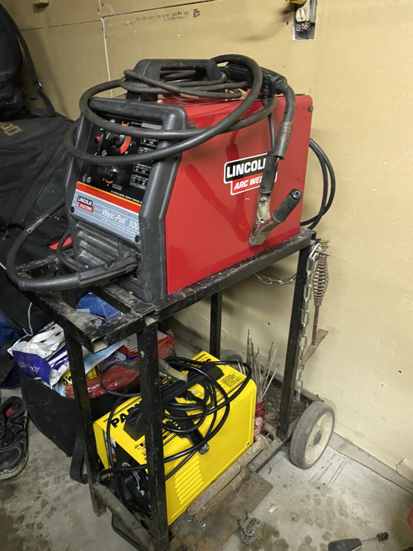 Lincoln mig welder/ larva 180 arc welder/ cart
