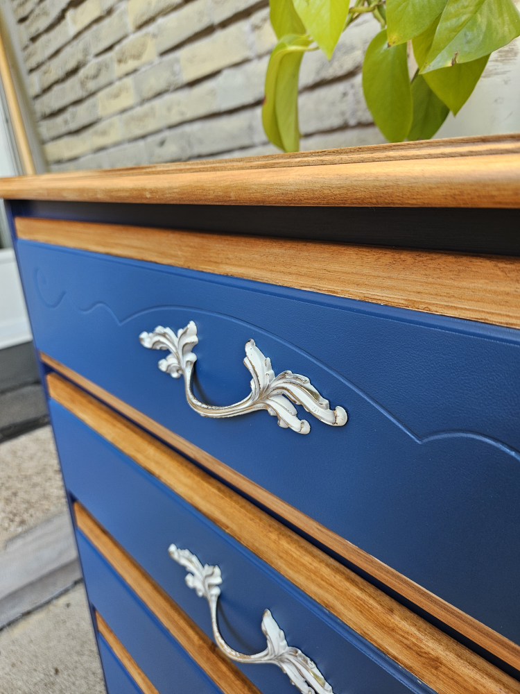 MUST GO! Vintage French Provincial Dresser - photo 4