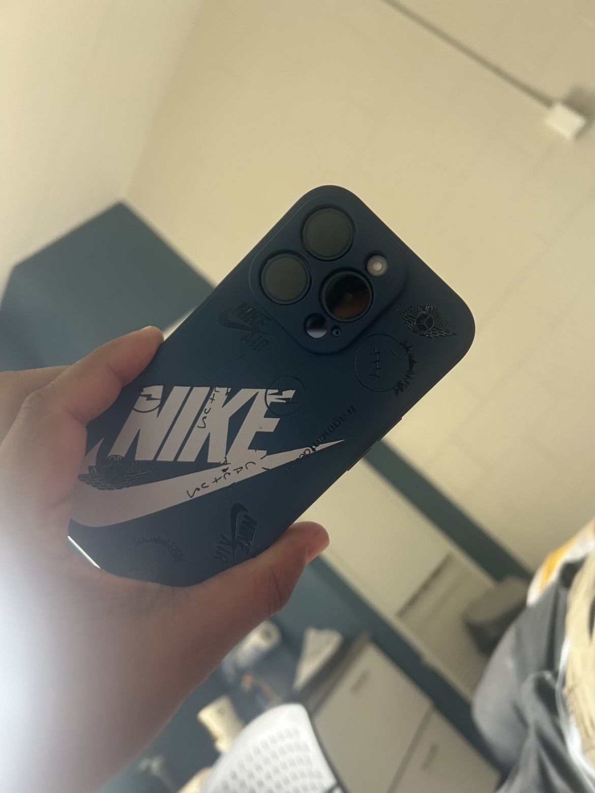 Iphone 15 pro - photo 2