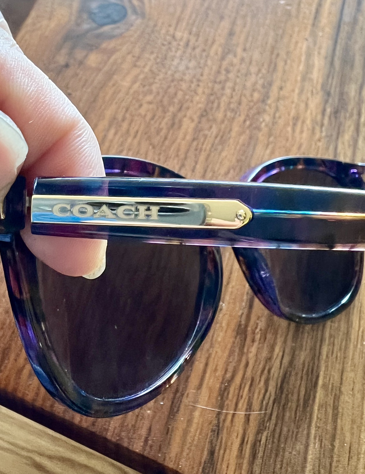 COACH Sun glasses image indicator(2)