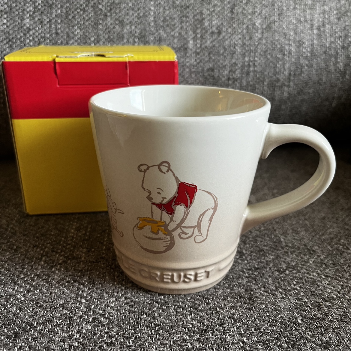 BNIB Le Creuset Winnie The Pooh V Mug 330ml Meringue thumbnail