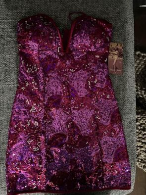 Brand new pink dress L! thumbnail