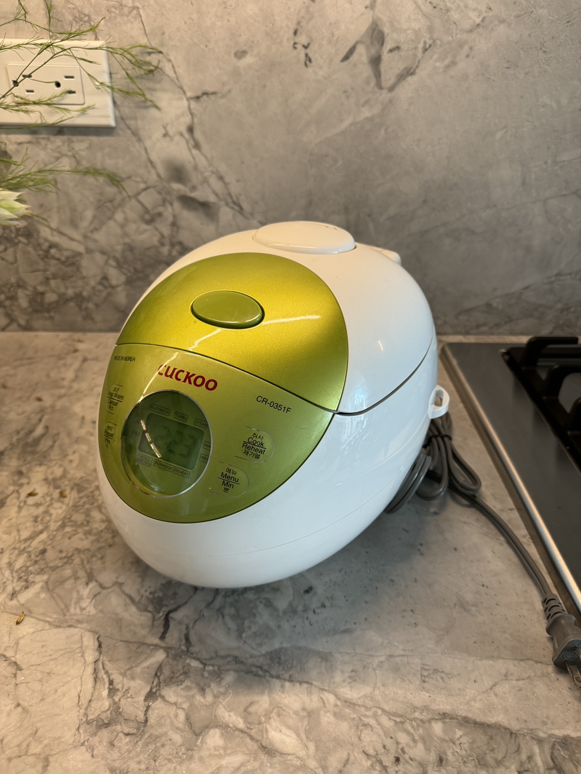 Cuckoo Rice Cooker - photo 4