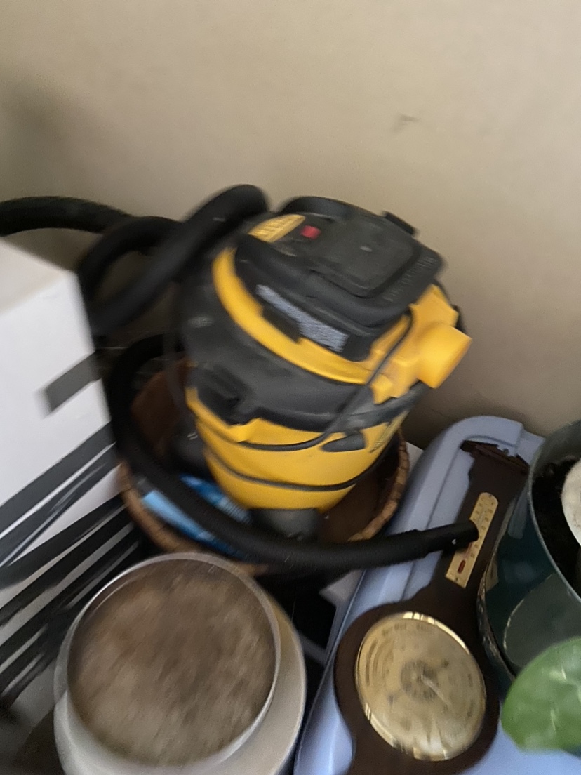 Small shop vac