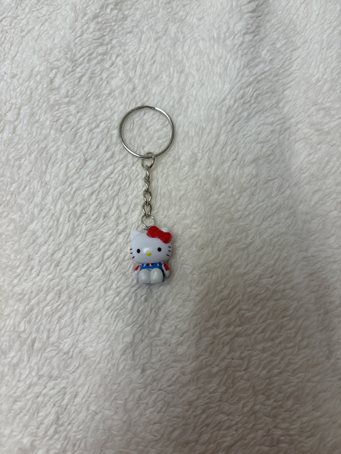 Hello Kitty keychain