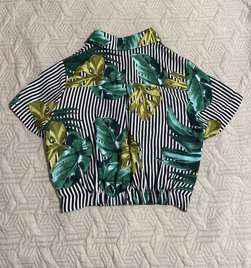 Collar Cropped Top - photo 2