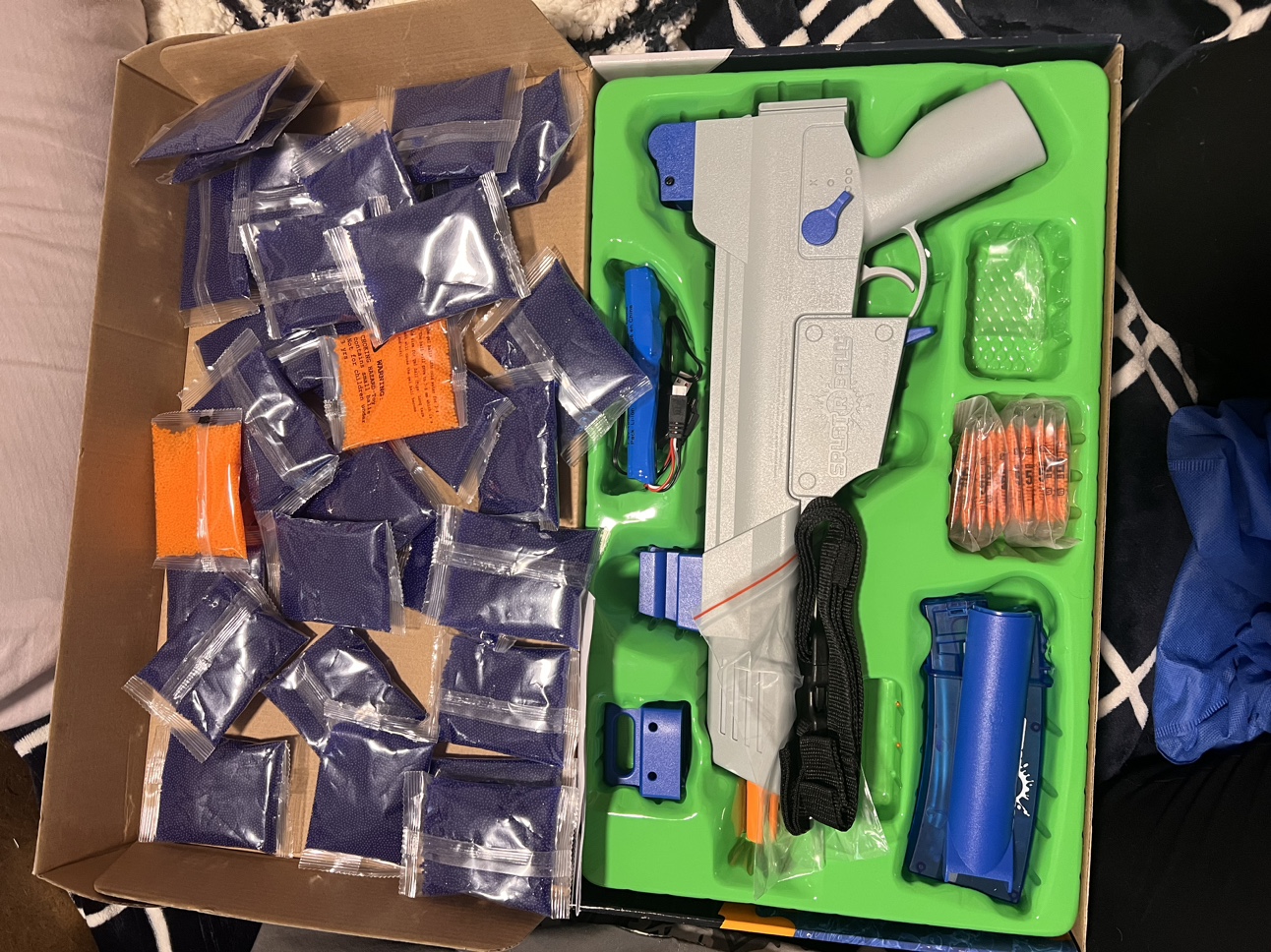 Splat-R-Blast Gun with 40 pack of  Gel Ball - photo 3