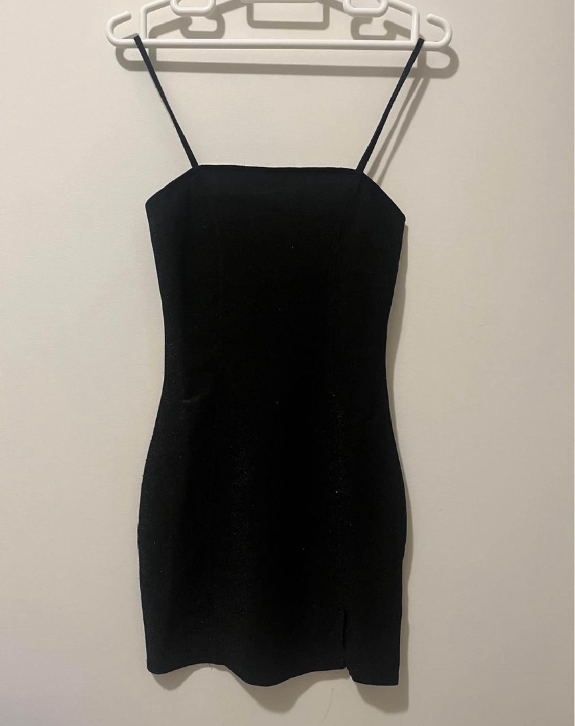 hm mini dress thumbnail