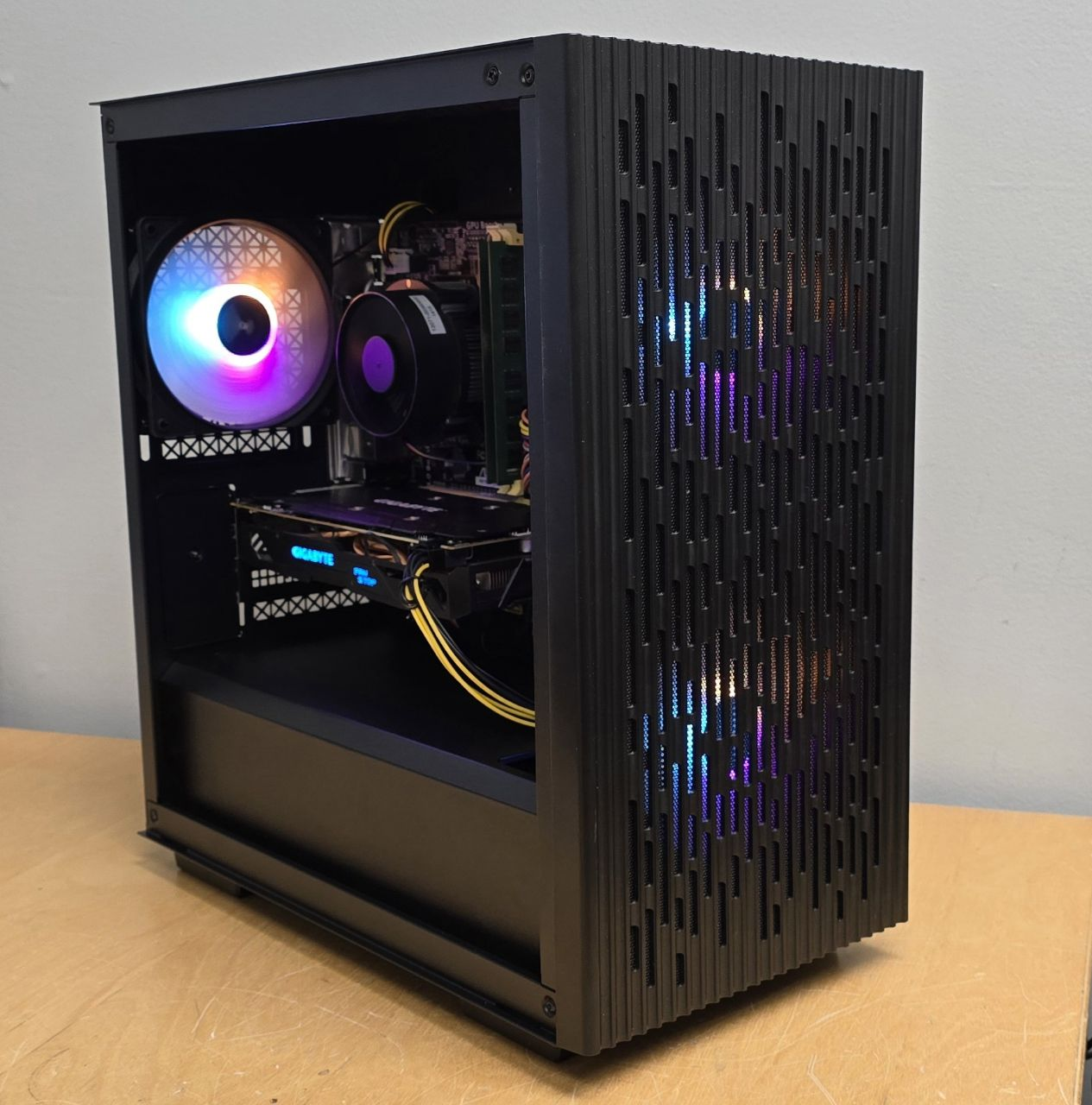Gaming PC Core i7 3.2GHz, 16GB RAM, RX 570 4GB thumbnail