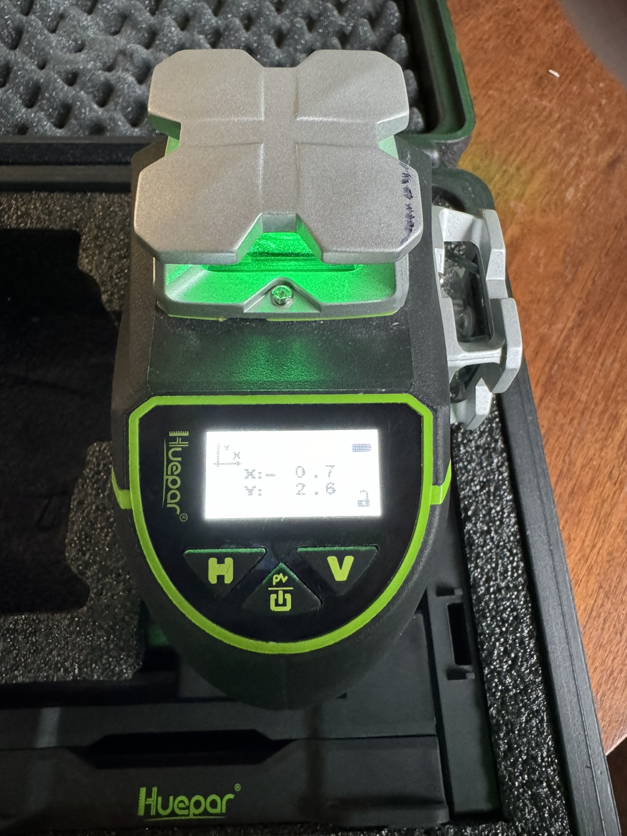 Huepar S03CG - 3D Self-leveling 3 x 360° Cross Line Laser Level - photo 4