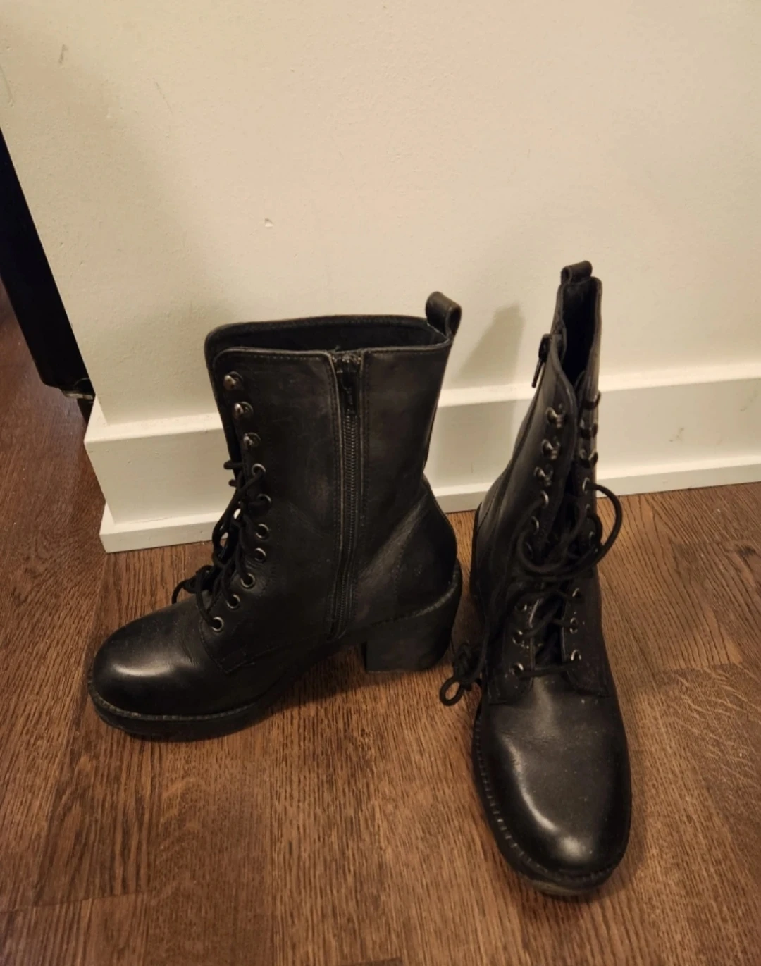 Fall winter boots size 6 image indicator(5)