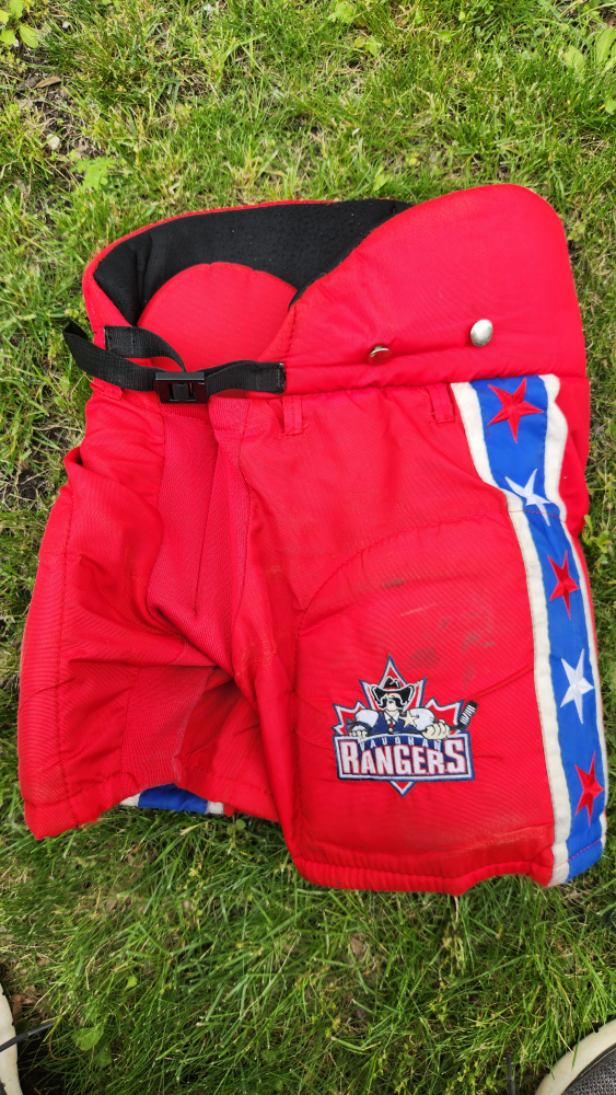 Youth hockey pants