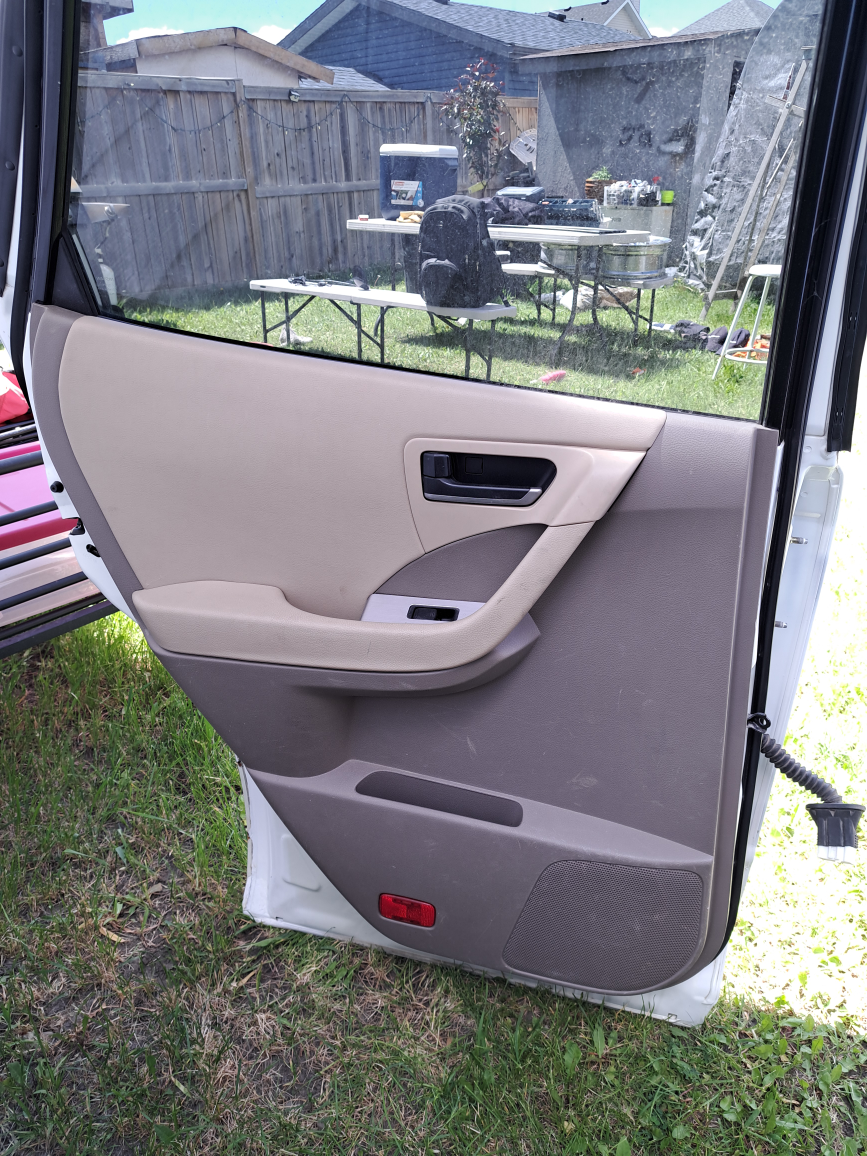 2004 nissan morano door. - photo 2