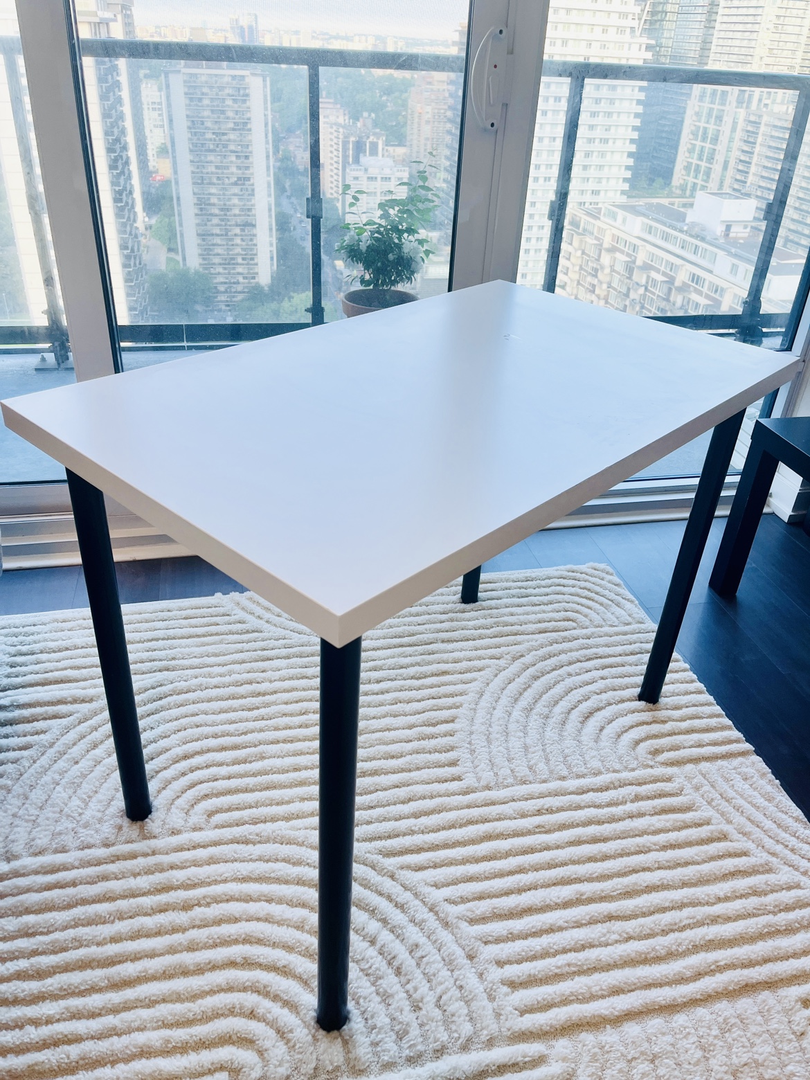 IKEA Table (White/Black)