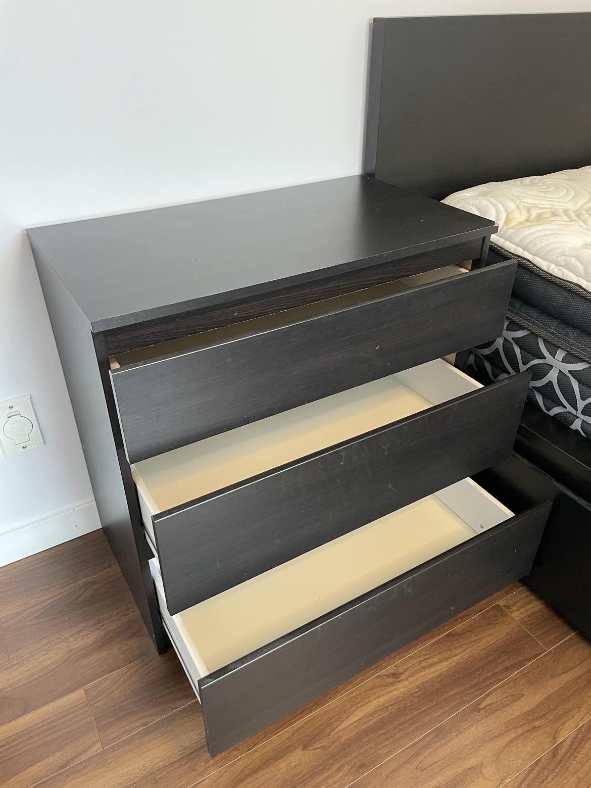 IKEA 3-drawer chest - photo 2
