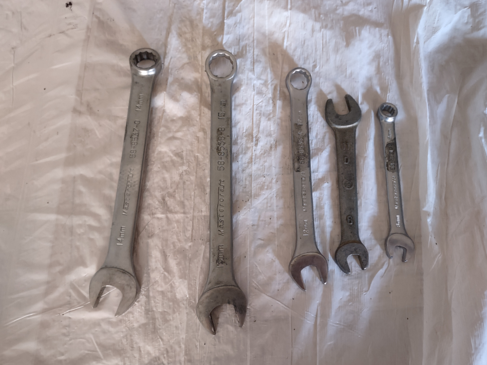 Metric Wrenches - 5 wrenches