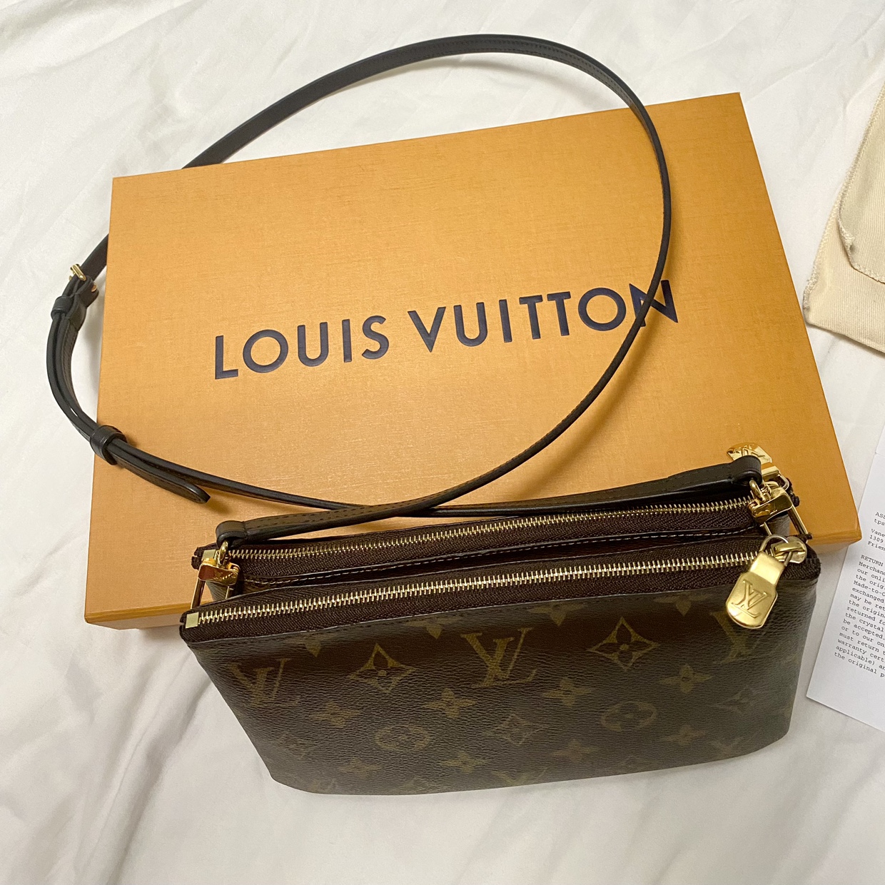 Authentic Louis Vuitton Crossbody Bag - photo 2