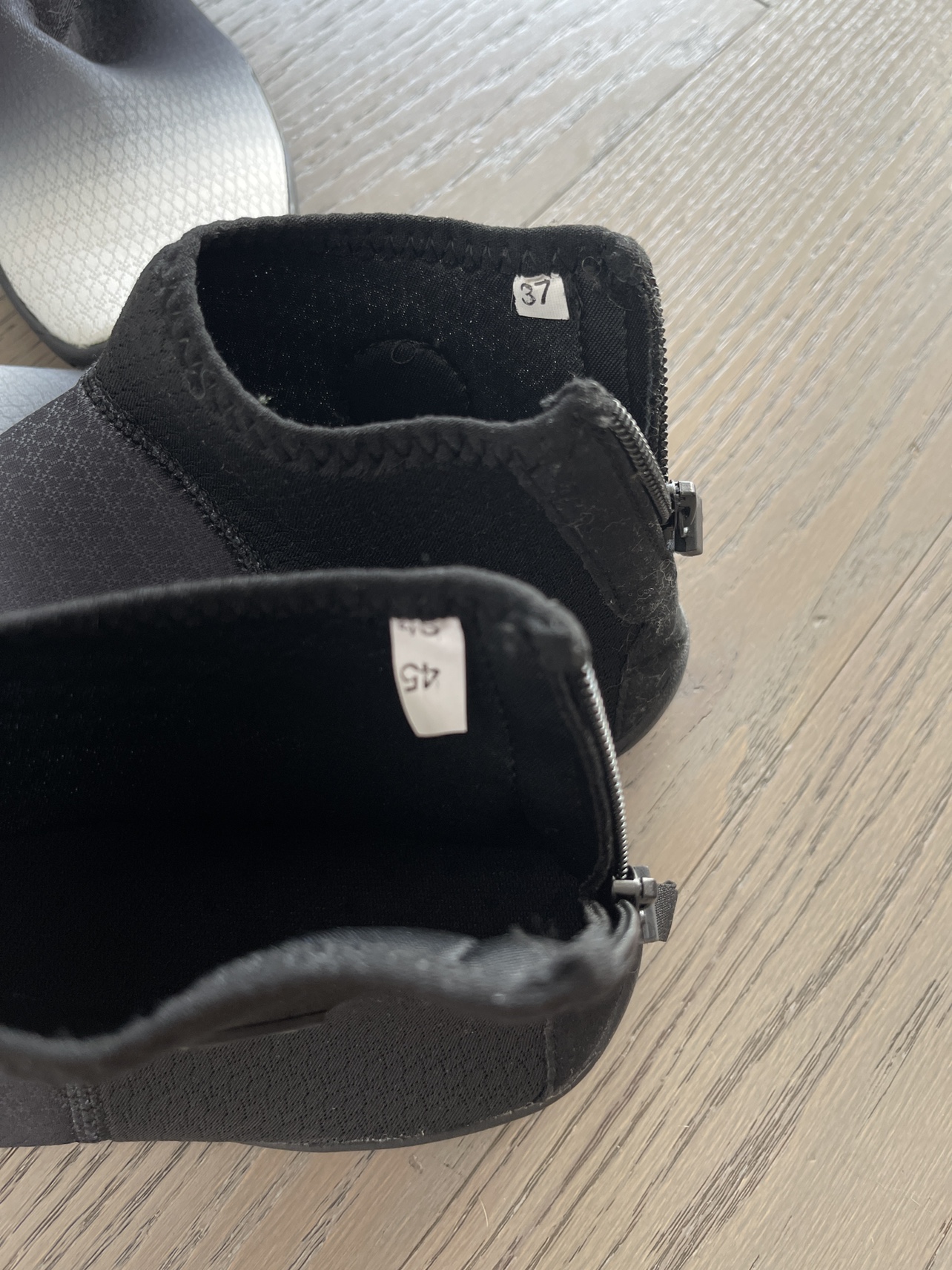2 Pair Beach Shoes - photo 3
