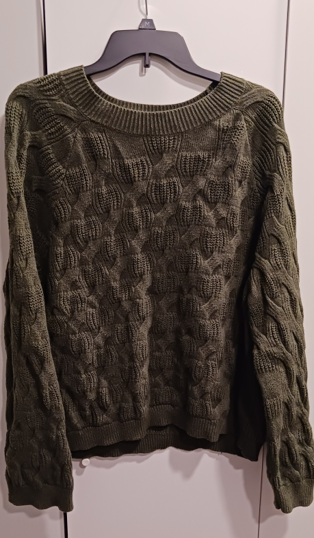 Pull over sweater! ☆