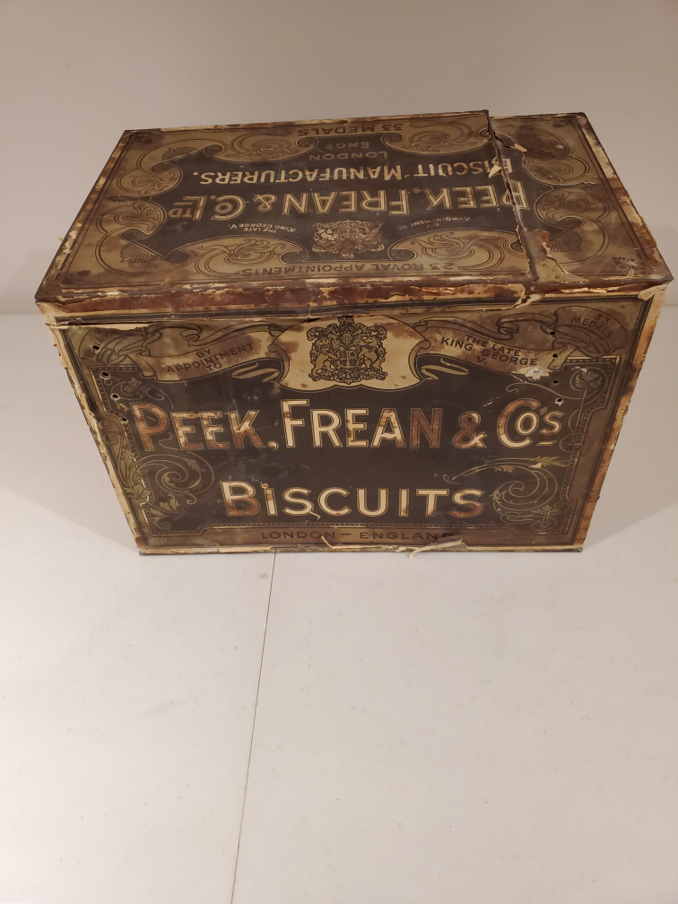 Antique Tin Peek Frean Biscuits Box - photo 3