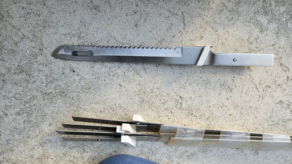 VINTAGE SPACEMAKER ELECTRIC KNIFE image indicator(2)