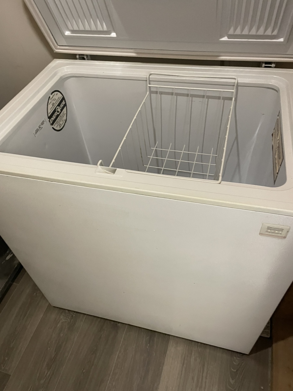 Chest Freezer - photo 2