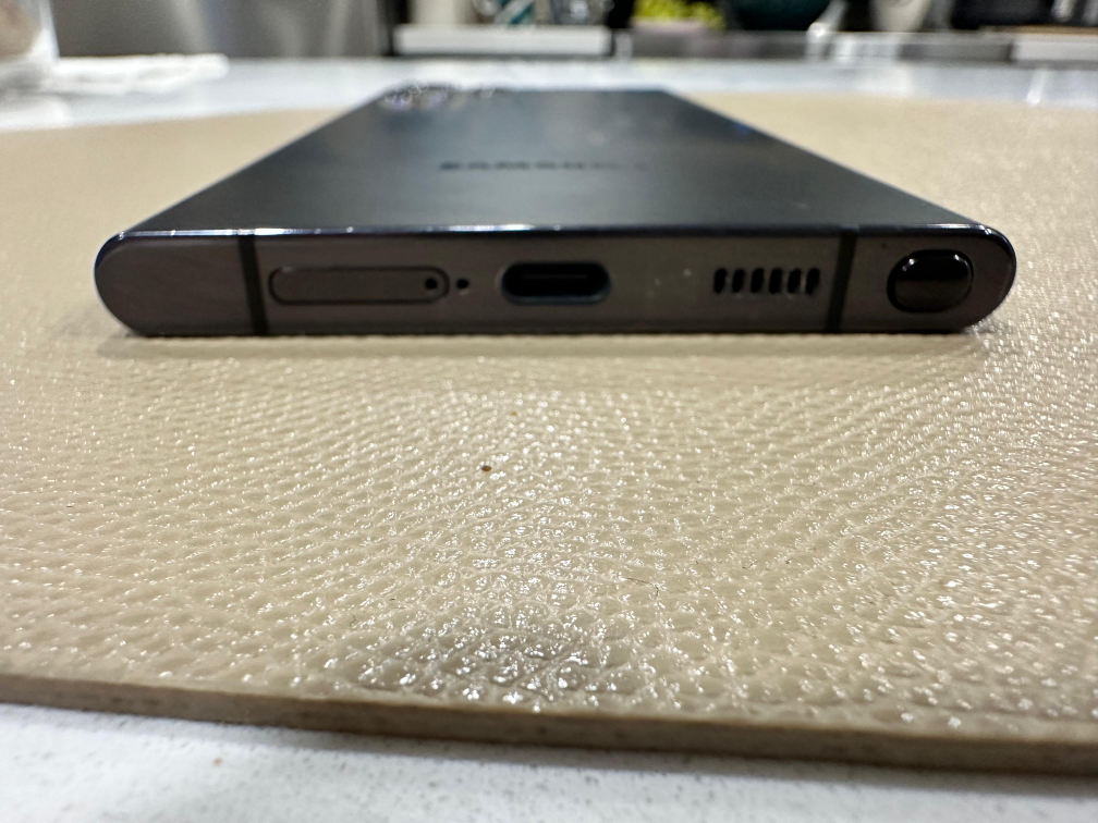 Samsung Galaxy S22 Ultra - photo 3