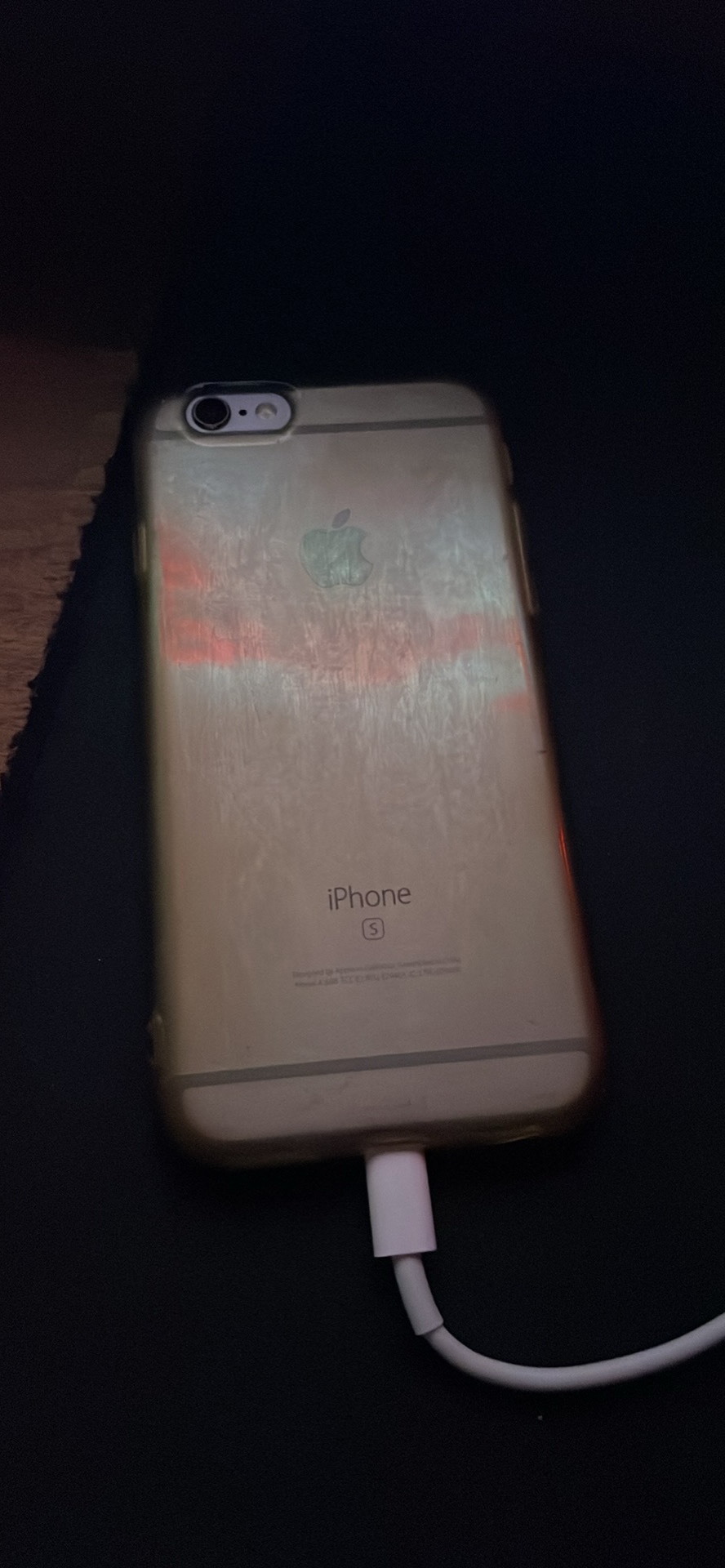 iPhone 6s Silver - 64GB - Used but in great condition - photo 4