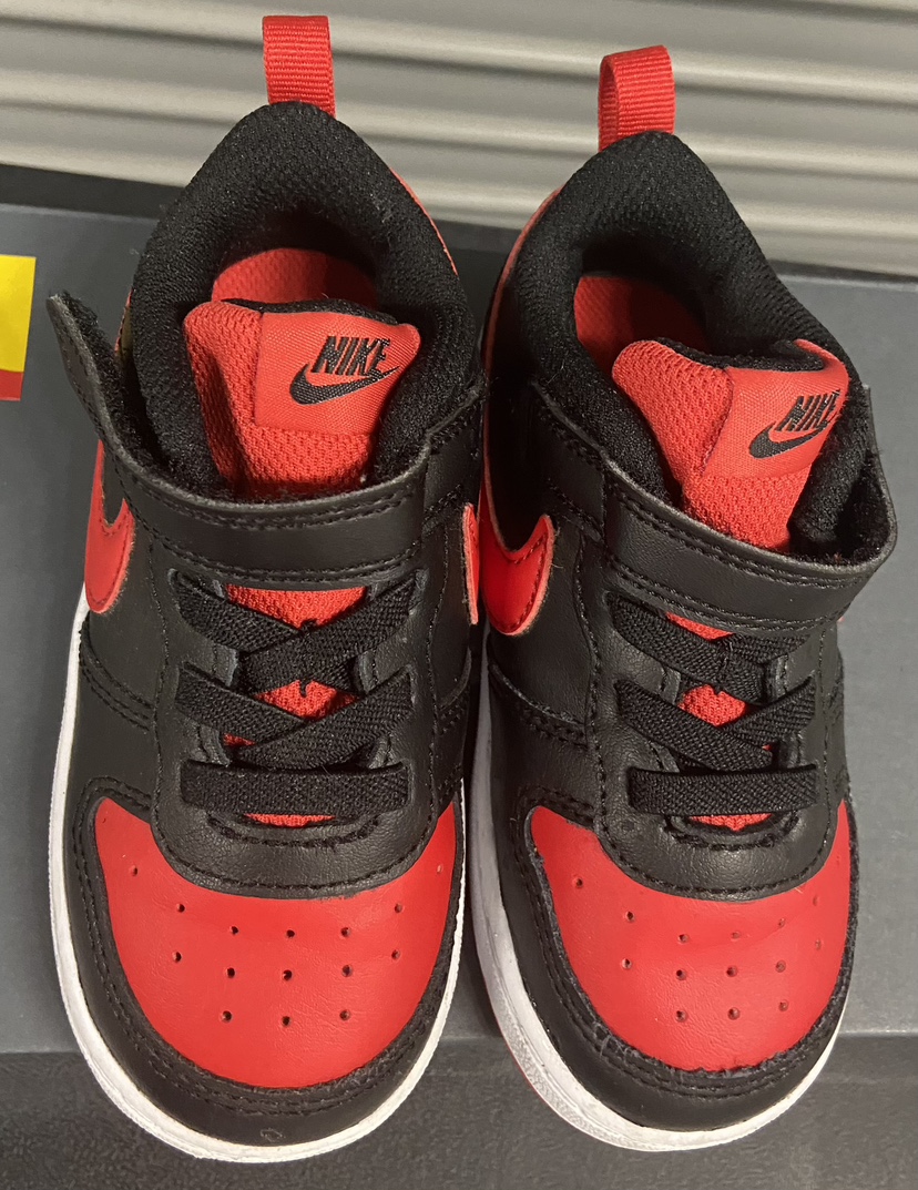 Nike baby shoes 8C