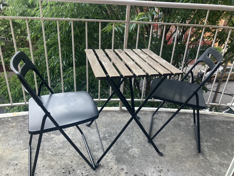 Balcony table and chairs set