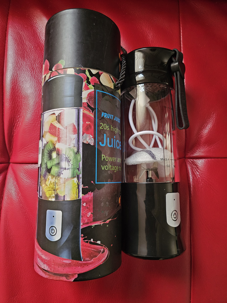 Portable/travel blender