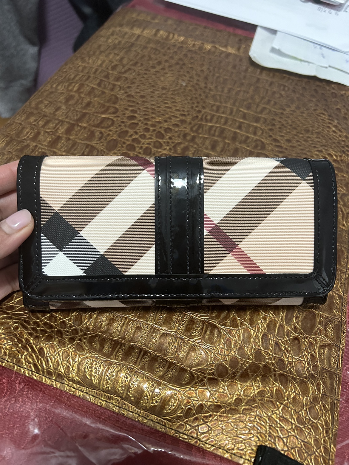 Brand new Authentic Burberry Bifold wallet
