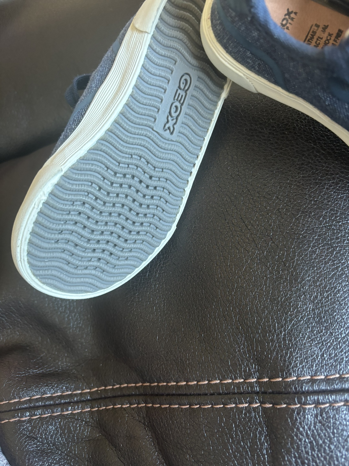 # Freecycle Toddler Geox shoes new! Size 8 - photo 3