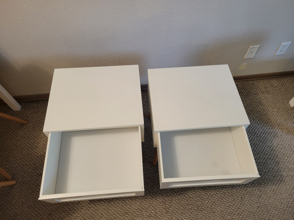 2 nightstands - photo 3