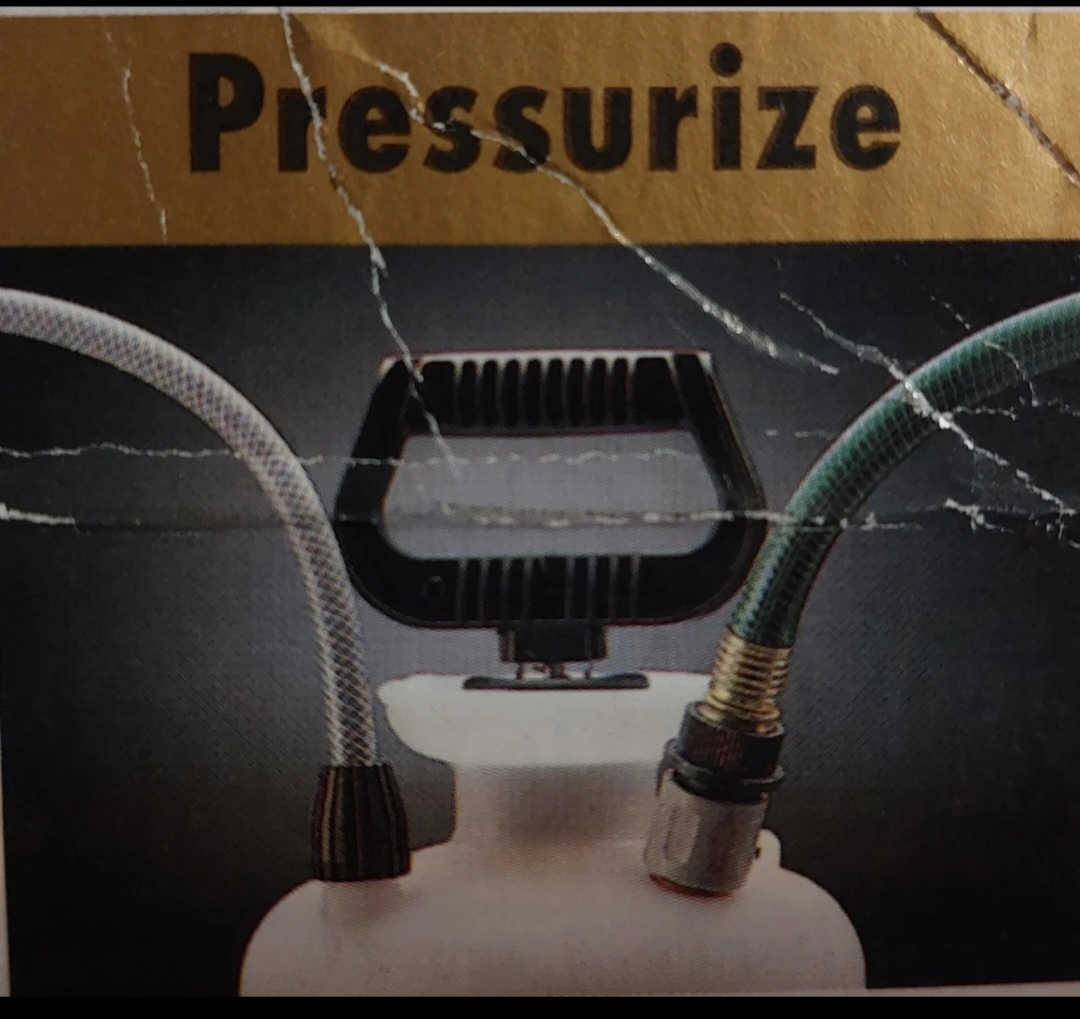 RL Flo-Master Sprayer 1 Gallon Translucent White Polyethylene image indicator(2)