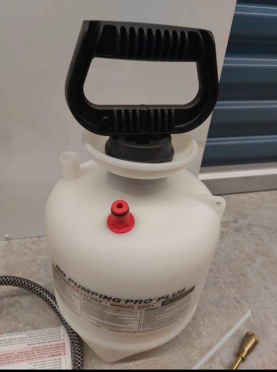 RL Flo-Master Sprayer 1 Gallon Translucent White Polyethylene image indicator(8)