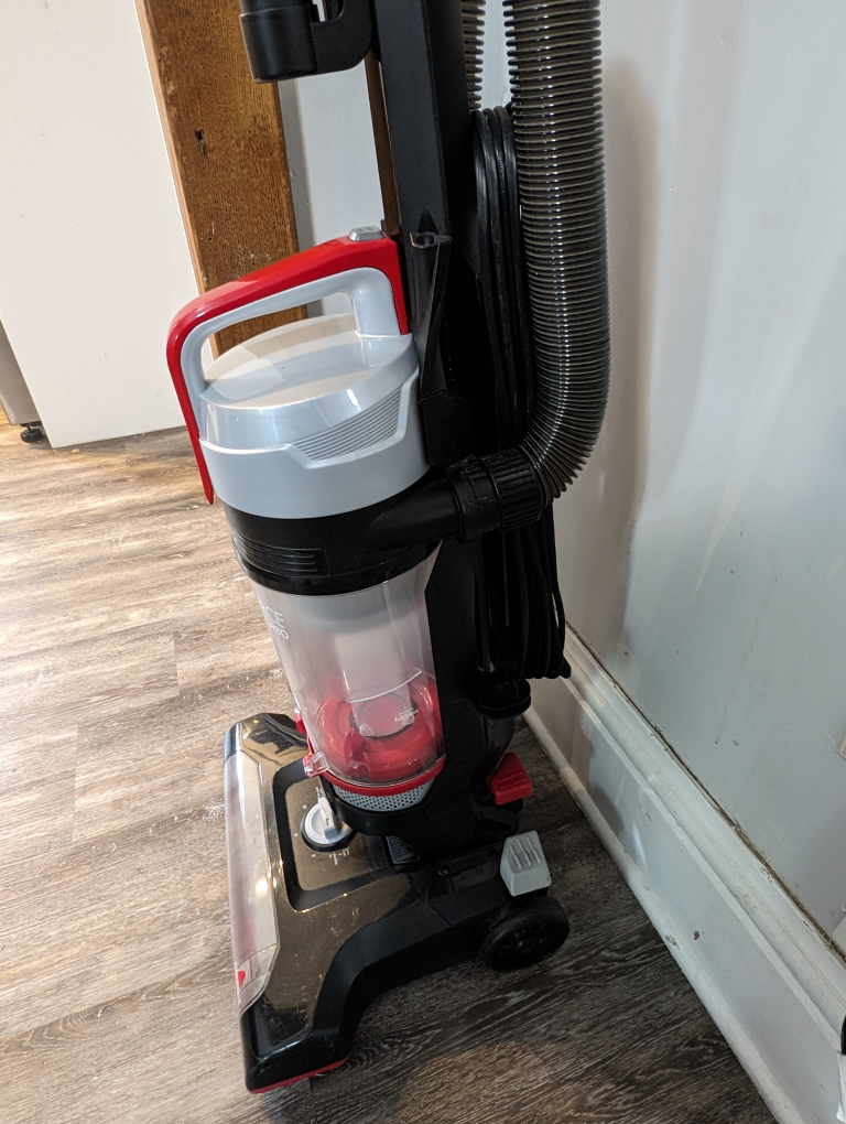 BISSEL PowerForce Bagless Upright vaccum - photo 2