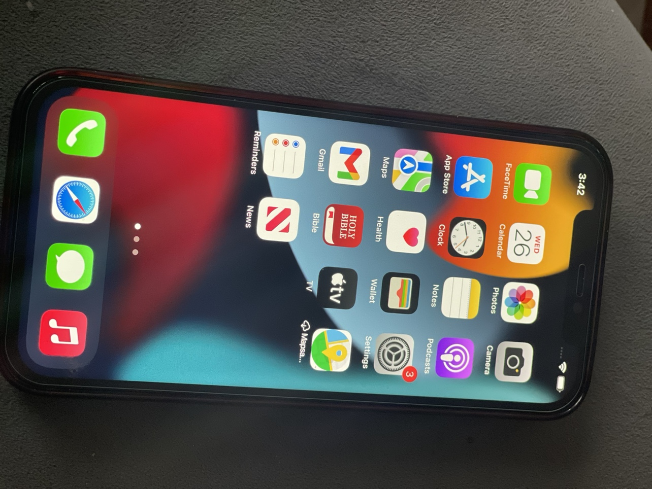 iPhone 12 - photo 2