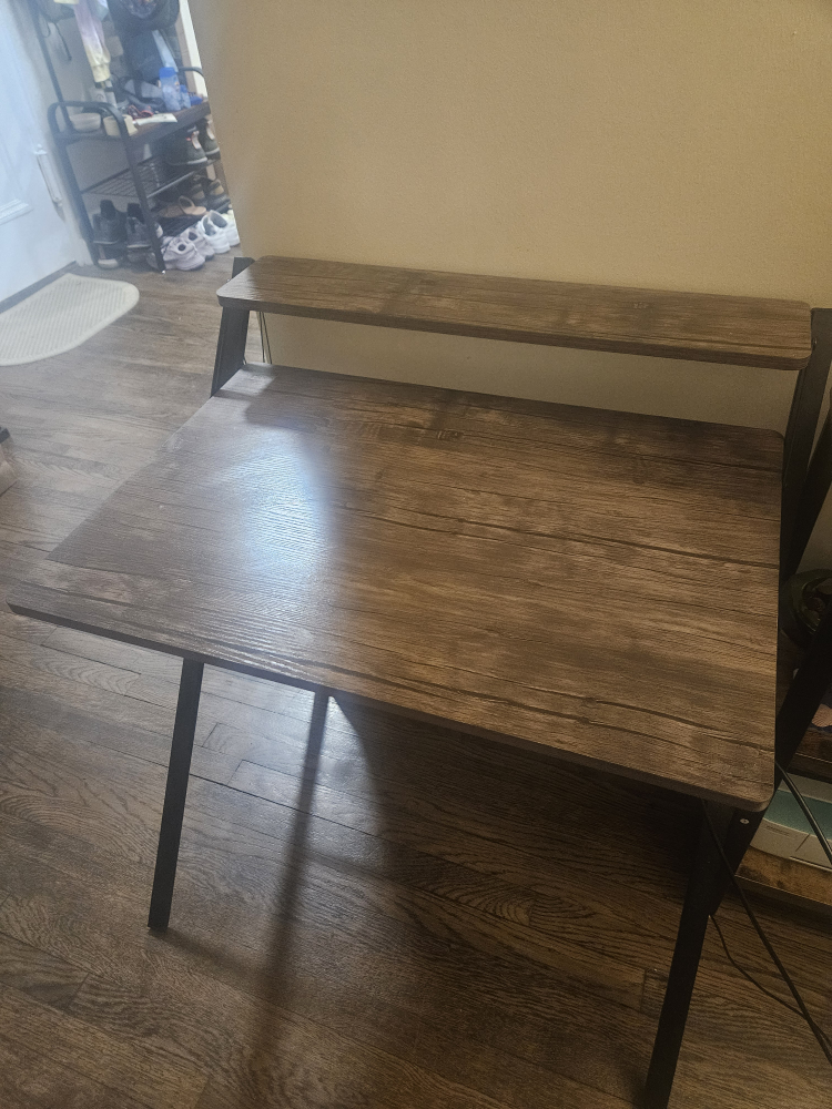 Foldable desk