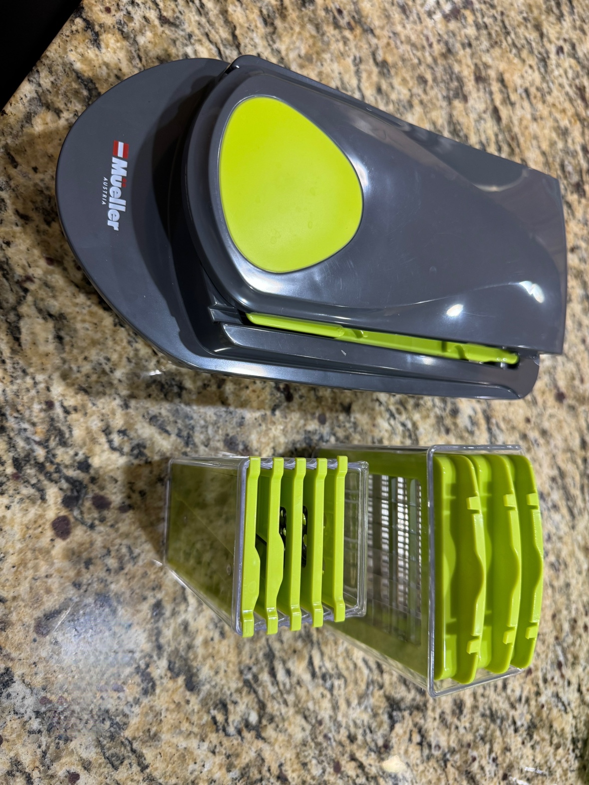 Mueller 8 blade vegetable chopper