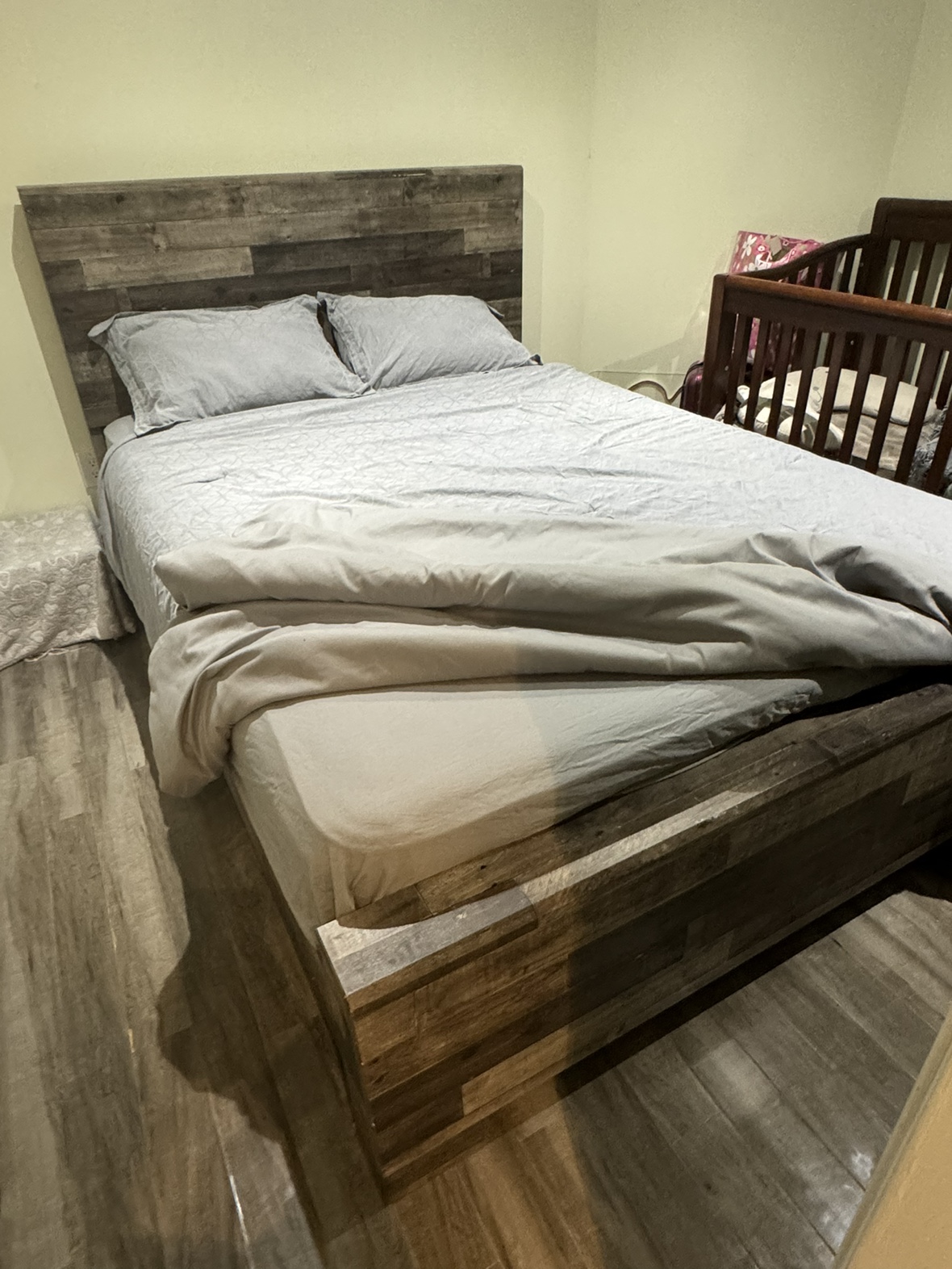 Queen bed