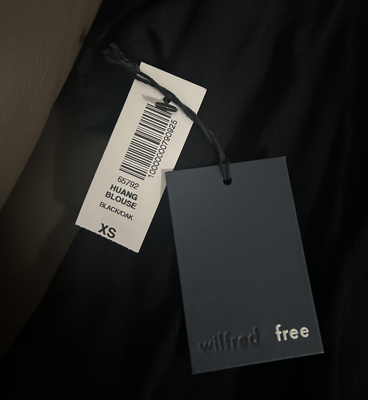 Aritzia Top New image indicator(2)