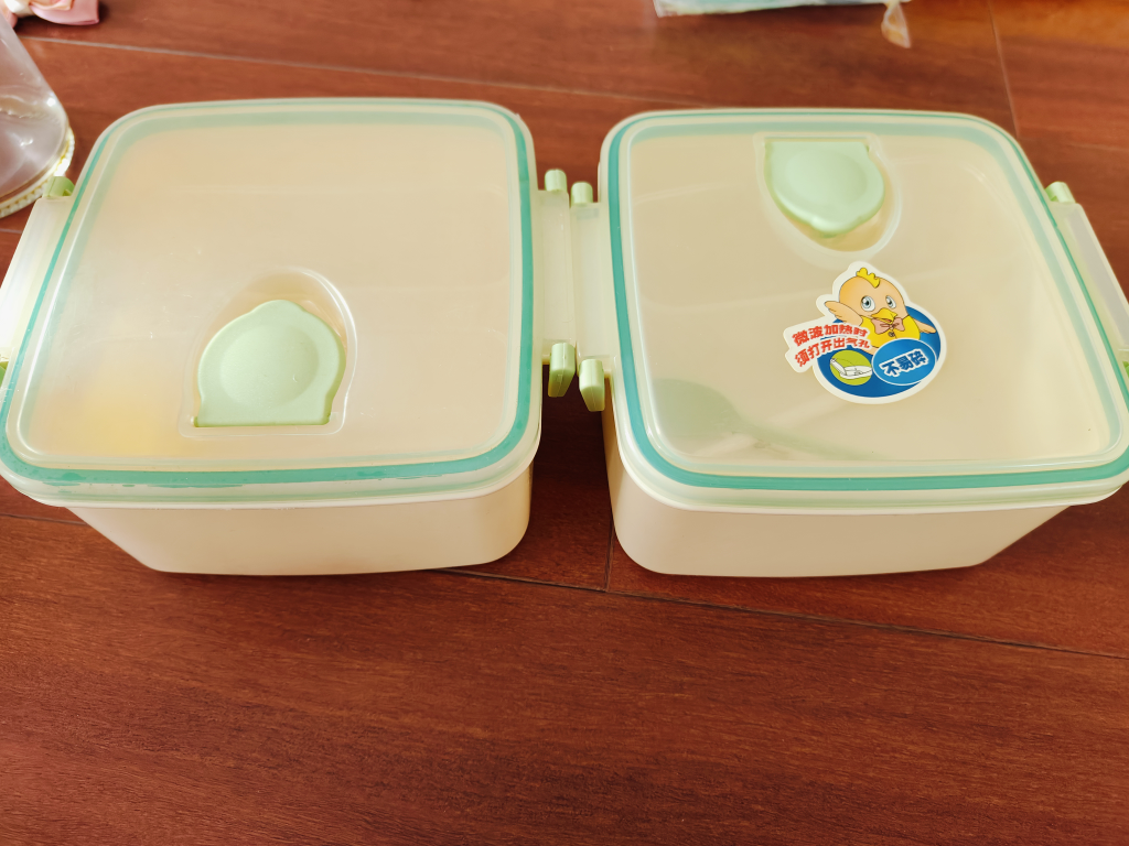 125 pieces bundles sell all for only $10 bento box, cups etc. image indicator(6)