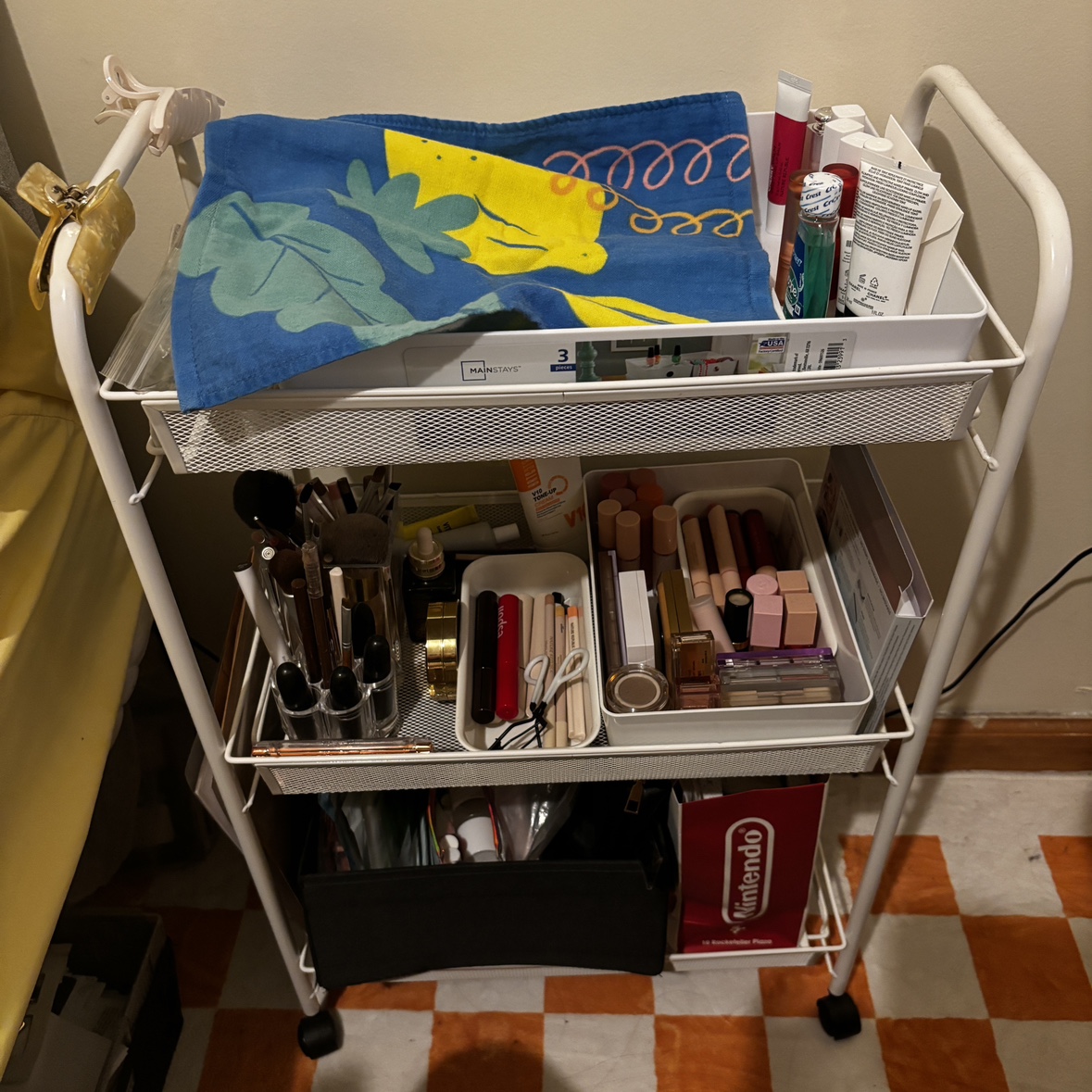 Ikea Rolling Cart, White image indicator(4)