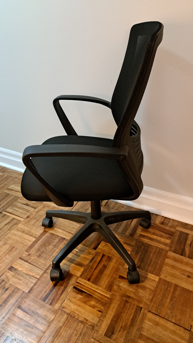 Like-New Office Chair - photo 2