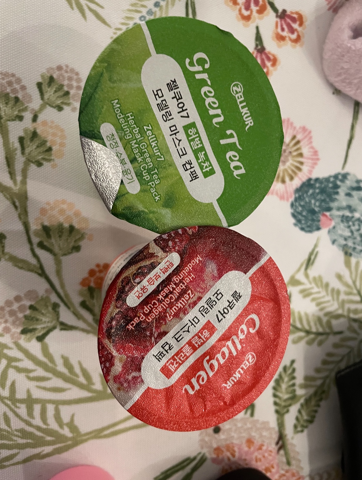 2 Face Masks #freecycle thumbnail