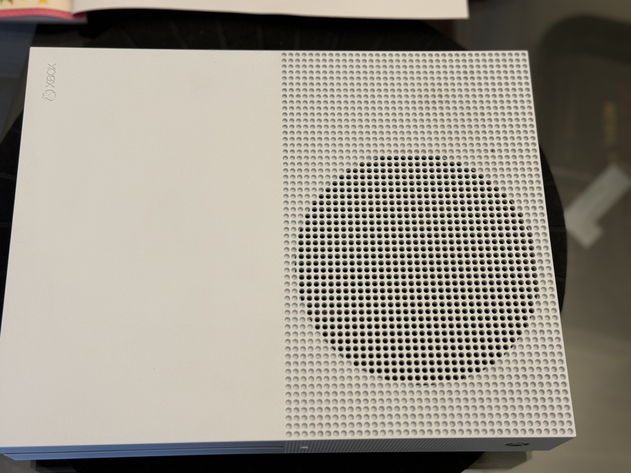 XBOX ONE S-1 TB-4K HDR - photo 5